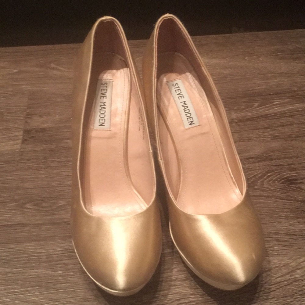 Tan Heels With Rhinestones